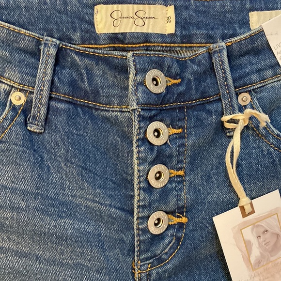Jessica Simpson Women's Arrow Straight Ankle Jean NWT - Picture 9 of 15